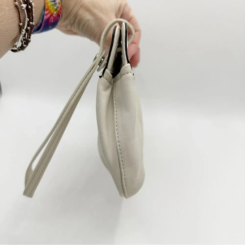 Coach Kyra‎ Soft Cream Khaki Leather Clutch Wristlet Bag Refurbished